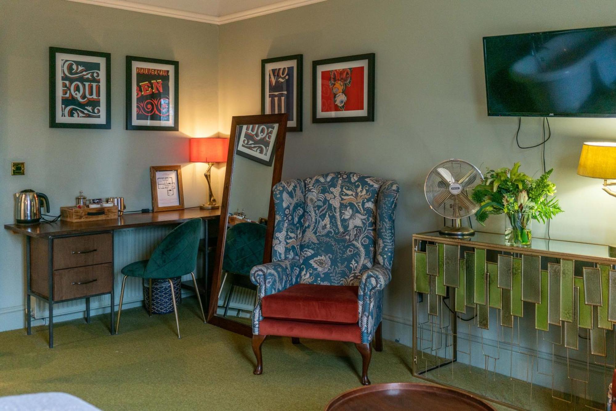 The Dundas Arms Kintbury ภายนอก รูปภาพ