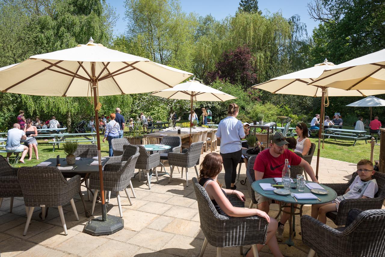 The Dundas Arms Kintbury ภายนอก รูปภาพ