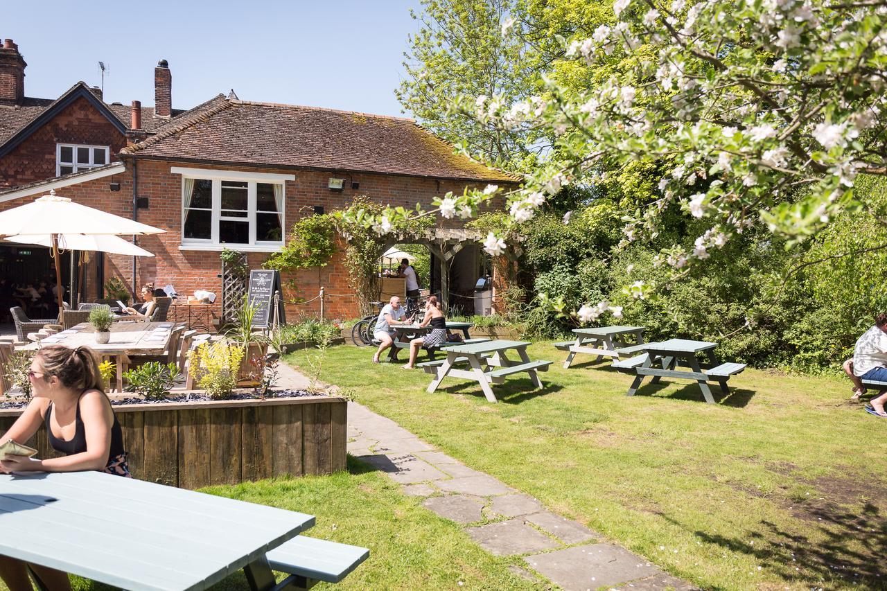 The Dundas Arms Kintbury ภายนอก รูปภาพ