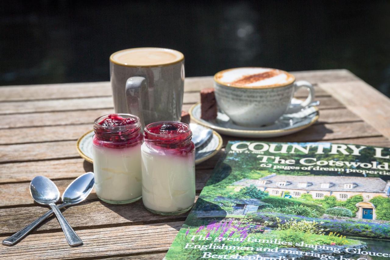 The Dundas Arms Kintbury ภายนอก รูปภาพ